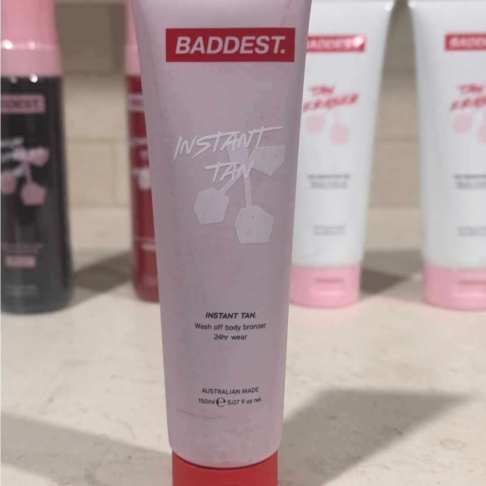 NEW Baddest Instant Tan 24 hr wash off Body Bronzer quick dry glowing bronze